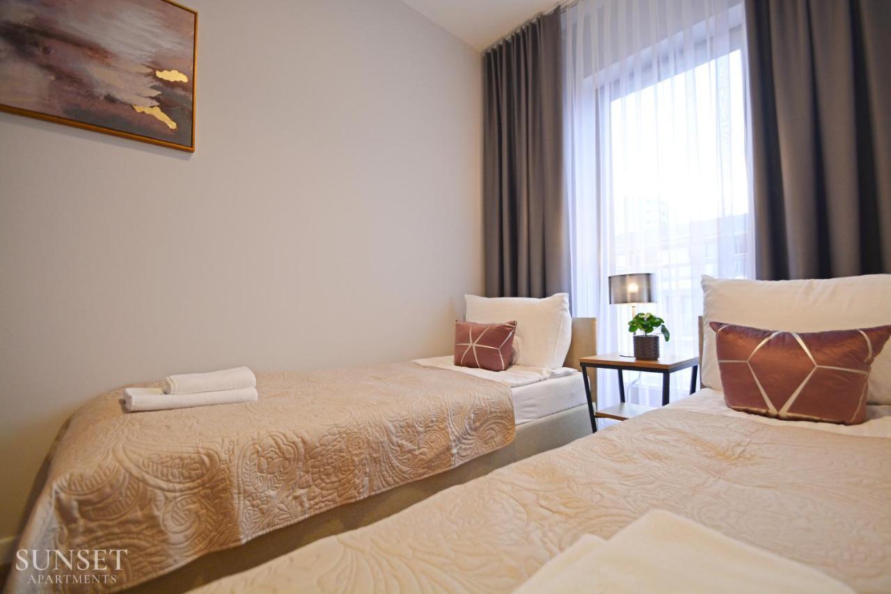 Platan - Sunset Apartments - Garaz Świnoujście  Eksteriør billede